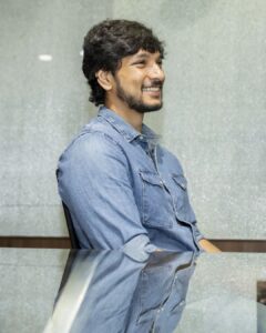 Gautham Karthik Instagram - 5 more days to go for #pathuthala release😊

Catch it in theatres on March 30th!🔥

📸 @kiransaphotography

#pathuthalafrommarch30