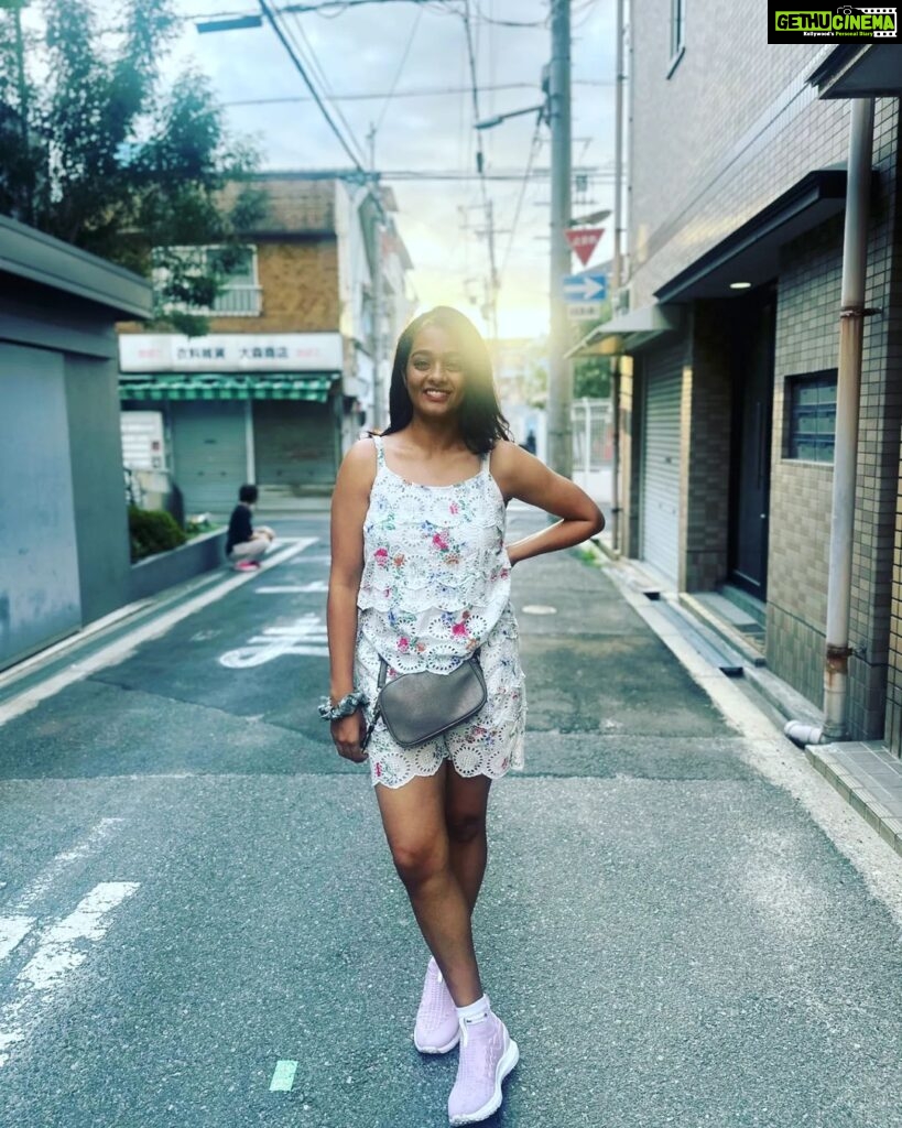 Gayathrie Instagram - 🌞