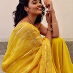Gayathrie Instagram - Wearing sunshine today 💛✨ . . HMUA| 📸: @alysarhaai_mua Styling: @shimona_stalin Outfit: @studio_l_by_lini