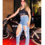 Hamida Khatoon Instagram - Happy SATURDAY ☄️🖤💙 #hamida #hamidakhatoon #hamidakhatoonfans #instagram #photo #saturday #vibe #instagram