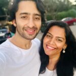 Hiba Nawab Instagram – Repost • @shaheernsheikh 

And just like that… a wonderful journey comes to an end! I got to shoot with the most wonderful crew and Co-actors … making this one of the best experiences for me! I may not have pictures with everyone.. but that’s because we were busy making so many memories! 

a big shoutout to the entire team that worked relentlessly; and always had a big smile on their faces! 

Ours was always a happy set and I loved it.

Remarkable memories and an unforgettable time…
Thank you everyone who contributed to making the show what it was.. and a big thank you to the audience for their constant love ❤️ 
“What the fasaad feturee “