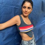 Isha Talwar Instagram - Blue on blue on blue 🥏 @studiokuko @tado55 @curiocottagejewelry Top @ripcurl_usa Bottoms by @dhruvkapoor 💙 #eventdiaries #scribbles #embroideredpants