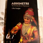 Isha Talwar Instagram – ABHINETRI : USHA NANGIAR JI❤️

Happy world art day !!!! ✨

Mizhavu by the genius Kalamandalam Rajeev and Kalanilayam Unnikrishnan⭐️

Photo 2: Arrattupuzha Pooram,2023 with Usha ji and her beautiful daughter Athira !

Photo 3: Some good karma to be gifted this beautiful book written by the magical woman herself 🙏

@athira_hariharan 🤍

#abhinetri