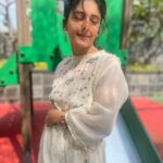 Isha Talwar Instagram - Springs of change with @studiobanera 💚🌸 #basantmood #easybreezy #windisinthehair🍃🌾🌱🌞