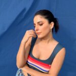Isha Talwar Instagram - Blue on blue on blue 🥏 @studiokuko @tado55 @curiocottagejewelry Top @ripcurl_usa Bottoms by @dhruvkapoor 💙 #eventdiaries #scribbles #embroideredpants