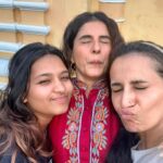 Isha Talwar Instagram - In the world of AI,finding human connections ! ☘️🪷🍂🌸🌼 Oel Nature Retreat