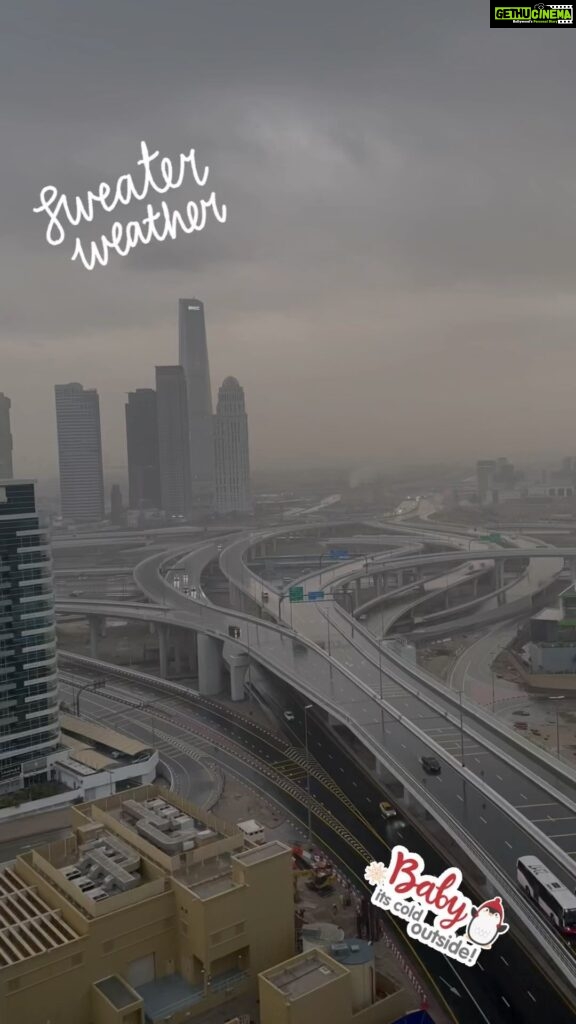 Ishaara Nair Instagram - Rain in Dubai is a super special feeling ❤ Grab a cup of hot coco and enjoy the weather guys ❤ #dubairains #dubaiwinter #sweaterweather #lovindubai