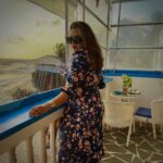 Ishaara Nair Instagram - One photo with no one else on the frame 😅 #vacation Purple Martini At Sunset Point Anjuna