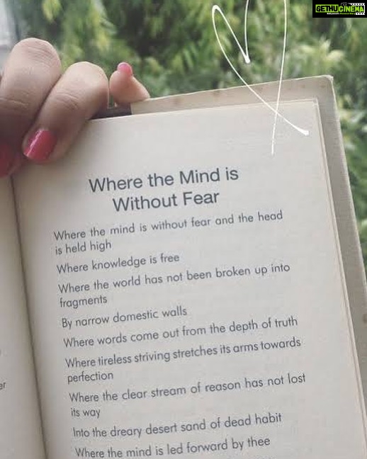 Ishika Singh Instagram - Where mind is without fear … is one of my favourites from Rabindranath Tagore’s poetry . Published in 1901 as 'Chitto Jetha Bhaiyashunyo ‘ in his collection called “Gitanjali “ . It’s a pray to Almighty to free our country from oppression n corruption under British rule but sadly even now it’s the same prayer to almighty in 2023 . Happy Rabindranath Tagore Jayanti to all 🙏 #rabindranath_tagore #rabindranathtagore #rabindranathtagorequotes #rabindranathtagorejayanti #freeindia #indiafreefromcorruption #corruptionfreeindia #equalindia #secularindia