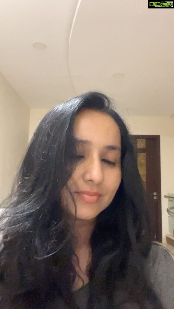 Ishika Singh Instagram - I reallly liked this …..hope u guys enjoy it as well … #reelsinstagram #reelitfeelit #reelkarofeelkaro #reelsindia #reelitfeelit❤️❤️ #reelviral #funnyvideos #funnymemes #funnymoms #funnyclips