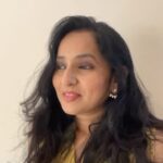 Ishika Singh Instagram - To be or not to be … that’s the question !!!! Remember Shakespeare lolz 😂 #mommyissues #mommylife #mommyhood #momlife #momlove #mommy #mommylove #mommysworld🌎 #mommyproblems #mommytime #momma #momanddaughter #momproblems #momtogs #momstrong #momlifeisthebestlife #momtrepreneur