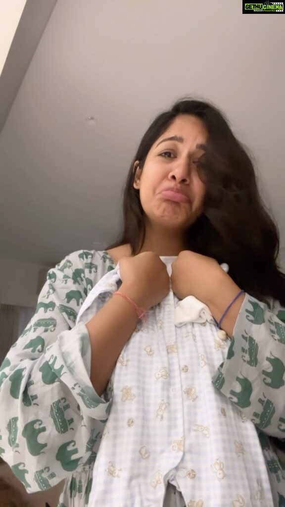 Ishita Dutta Instagram - Throwback to this vlog from the last week of my pregnancy journey. I still had a month to go but baby Sheth couldn’t wait to meet us… my pregnancy journey has been so so beautiful ❤️❤️❤️ Thanku to everyone from parents to in-laws to friends and specially vatty for making this journey the most memorable one. Love u all ❤️❤️❤️
