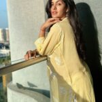 Ishita Dutta Instagram - Taking in all the vitamin D before the monsoons hit ☀️ Outfit: @zubeida_diaries Styling: @styling.your.soul Brand Pr: @socialpinnaclepr