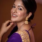 Ishita Dutta Instagram - 💜💜💜 Styled by: @styleitupbyaashna Outfit: @thewholenineyardsofficial Makeup: @meenalvidhani Hair: @makeupdiarybyrk Shot by: @arindamsikdar Edited by: @framesbymayur #purple #mommytobe #saree #styleitupbyaashna