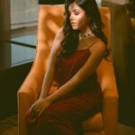 Ishita Dutta Instagram - It's Wine'O Clock Styled by @natashaabothra Team @priyankaa.a_91 @dhwaniivithalani_22 Outfit @majesticbyjapnah Earrings @miranabymegha @affiliates_pr Choker @mozaati Makeup and Hair @makeoverbysejalthakkar Photographer @deepak_das_photography @kakali_das_photography @raj_kashyap_144 Location @courtyardmumbai
