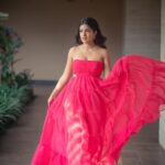Ishita Dutta Instagram - Coz pink makes me happy when I’m blue 💕 Styled by @natashaabothra Team @priyankaa.a_91 Outfit @nidhiandmahak Jewellery @voycejewellery Makeup and Hair @makeoverbysejalthakkar Photographer @deepak_das_photography @kakali_das_photography @raj_kashyap_144 Location @courtyardmumbai