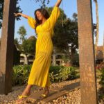 Ishita Dutta Instagram – #sunkissed 💛

Wearing @howwhenwearclothing