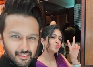 Ishita Dutta Instagram - What a fun night with my fav @vatsalsheth Yes I am officially obsessed with this color and yes you will see me in this shade till I get over it 😝 Styled by @natashaabothra With @mausmi_mitra_ Saree @swtantraofficial @entertainmenttleo9 Jewellery @miranabymegha Potli @potlighar Vatsal’s outfit @_umangmehta