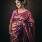 Ishita Dutta Instagram - My love for sarees and this color…. #borderlineobsessed 💜 Styled by: @styleitupbyaashna Shot by: @deepak_das_photography @kakali_das_photography Outfit: @karagiri_ethnic Earrings: @kushalsfashionjewellery Hair & makeup by: @makeoverbysejalthakkar @celebsmakeupbysejal @kamalpalanhairstylist