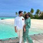 Ishita Dutta Instagram – Bye bye 2022 ❤️

Styled by: @styleitupbyaashna 
Outfit: @trenbee_
Sunglasses: @project.shades