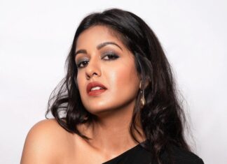 Ishita Dutta Instagram - Cause am feeling….. Good 🖤 Styled by @natashaabothra Team @priyankaa.a_91 @mausmi_mitra_ Outfit @nikhilthampi @labelrsvp Rings @tuluaindia Earrings @cherryblossoms.designs Hand Cuff -@womencode.in Photographer @ashish_ojha_photography