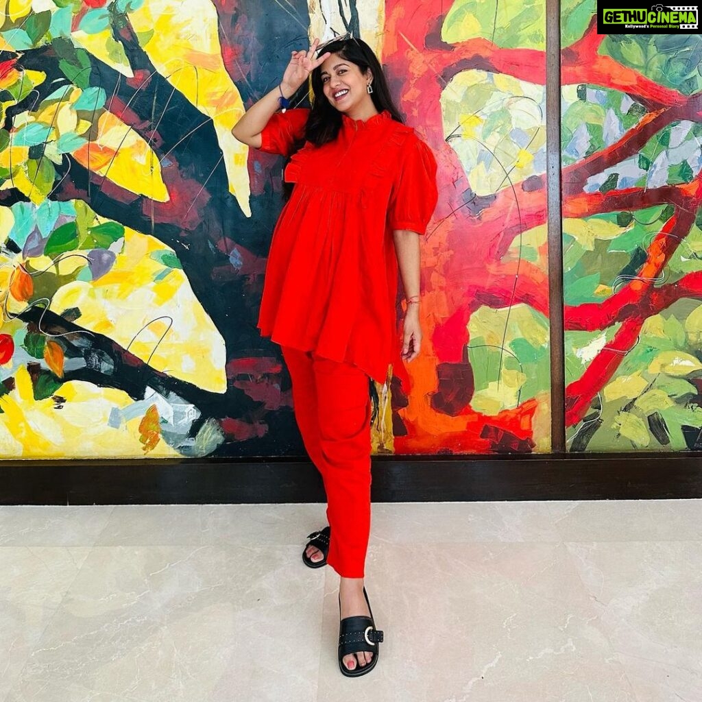 Ishita Dutta Instagram - #ootd ❤️❤️❤️ Outfit: @themamaprojectofficial Styling: @styling.your.soul Brand Pr: @socialpinncalepr
