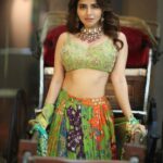 Iswarya Menon Instagram – Grace over everything 💚🧡 
.
📷 @ganeshpeddireddy 
Stylist- @saranya_raov
Outfit: @taavareclothing
Accessories: @treasureboxoriginals
Styling assistant- @_anok_ok 
Makeup- @munna_bridal_makeup
Hair- @sknsankar