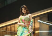 Iswarya Menon Instagram - Grace over everything 💚🧡 . 📷 @ganeshpeddireddy Stylist- @saranya_raov Outfit: @taavareclothing Accessories: @treasureboxoriginals Styling assistant- @_anok_ok Makeup- @munna_bridal_makeup Hair- @sknsankar