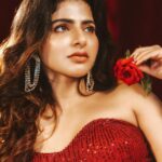 Iswarya Menon Instagram - 🌹 . 📷 @storiesbypreetham Styling @preethinarayanan Makeup @ramya_mua Hair @saree_drapist_kalai_hairstyle @affordy_closet @pepperfry_official @ ECR Road