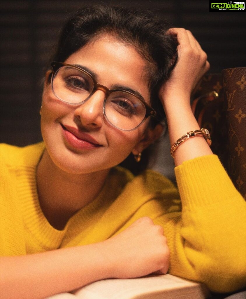 Iswarya Menon Instagram - Food first & then we can have a conversation 🤓😝 @storiesbypreetham captures me in my element & m always hungry mostly 😝