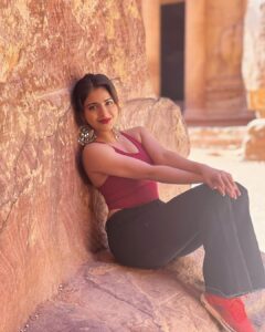 Iswarya Menon Instagram - 🏜️ 
.
📷 @moh_alhomedi
