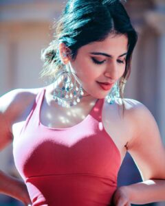 Iswarya Menon Instagram - 🏜️ 
.
📷 @moh_alhomedi