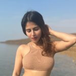 Iswarya Menon Instagram – Salty winds & messy hair 🤌🏼
.
#deadsea #jordan