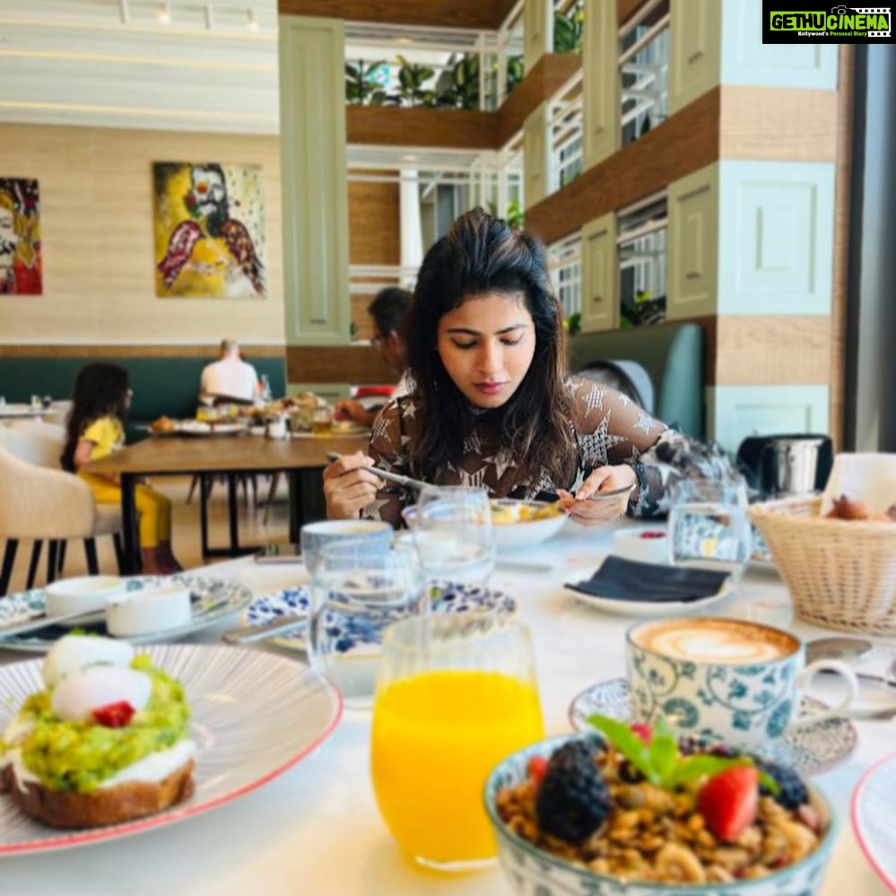 Iswarya Menon Instagram - #dubai photo dump 🌸 . @gtholidays.in