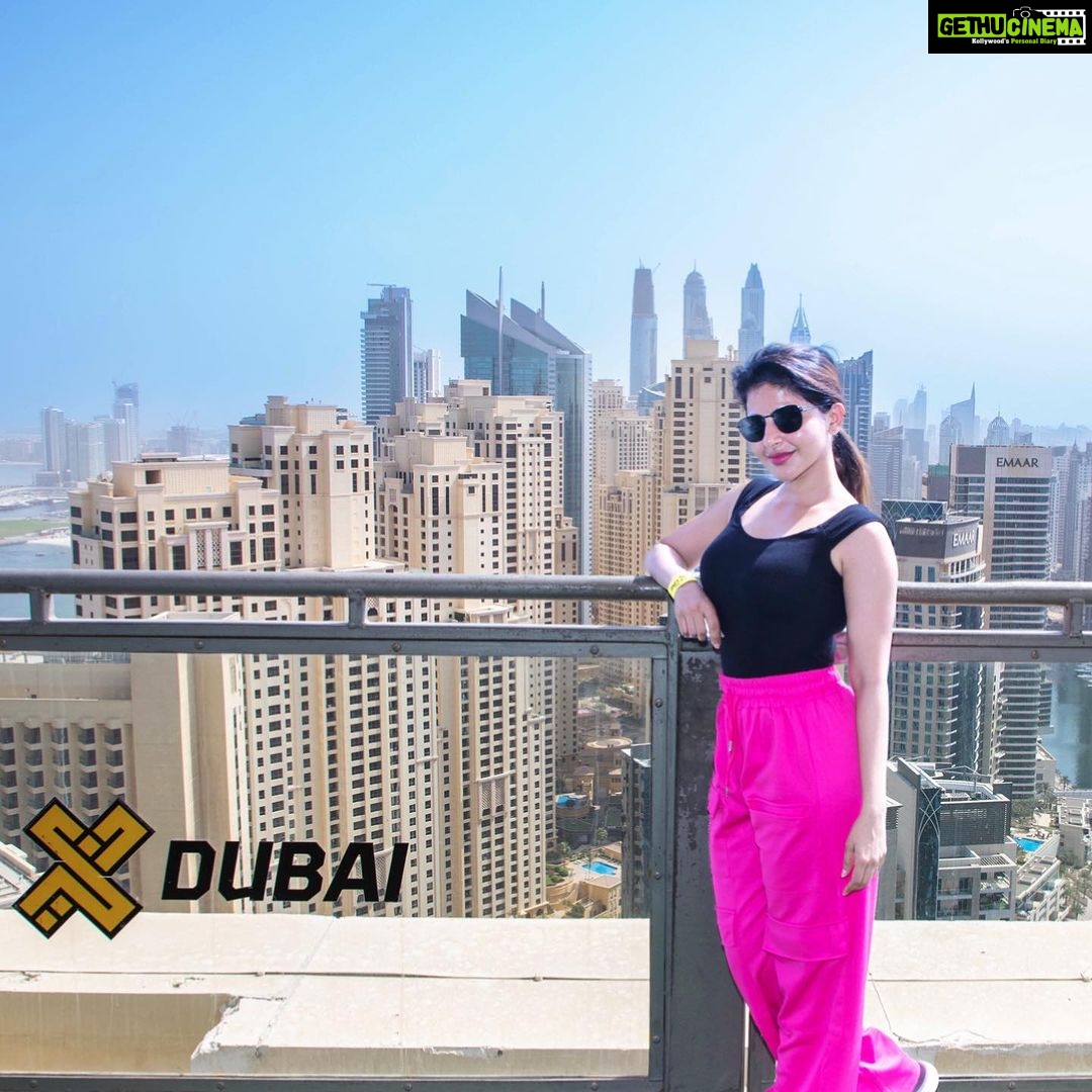 Iswarya Menon Instagram - #dubai photo dump 🌸 . @gtholidays.in