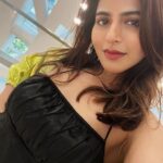Iswarya Menon Instagram - Thank you @gtholidays.in for ensuring mum & I are having an incredible time at #dubai 💕🏆 . #mumdaughtervacay #futuremuseumdubai