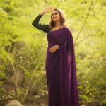 Jacqueline Fernandas Instagram - Create your own sunshine ☀️ Photography: @priroo_ @wabi_sabi_photography_ Makeup: @priyaprabu_artistry