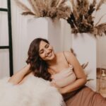 Jacqueline Fernandas Instagram - 🤎 Photography @priroo_ @wabi_sabi_photography_ Makeup @priyaprabu_artistry
