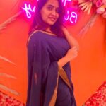 Jacqueline Fernandas Instagram - Own your Own story 🌸🌸 #selflove #love #saree #chennaiponnu #happiness #yourlife #bts #sareelove