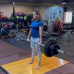 Jacqueline Fernandas Instagram - Work in progress 🏋️‍♀️ Squads 70kg deadlift 80kg @editfitness #gymmotivation #mondaymotivation #happiness #love #stronger #bts #editfitness #doit