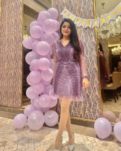 Janani Iyer Instagram - Thanks to everyone who posted “happy birthday” messages for me today! I read every one of them, and they totally made me smile. Not to mention my  wonderful friends who made it extra  special!💜💜💜
Outfit- @thehazelavenue
