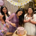 Janani Iyer Instagram - Thanks to everyone who posted “happy birthday” messages for me today! I read every one of them, and they totally made me smile. Not to mention my wonderful friends who made it extra special!💜💜💜 Outfit- @thehazelavenue Radisson Blu GRT Chennai
