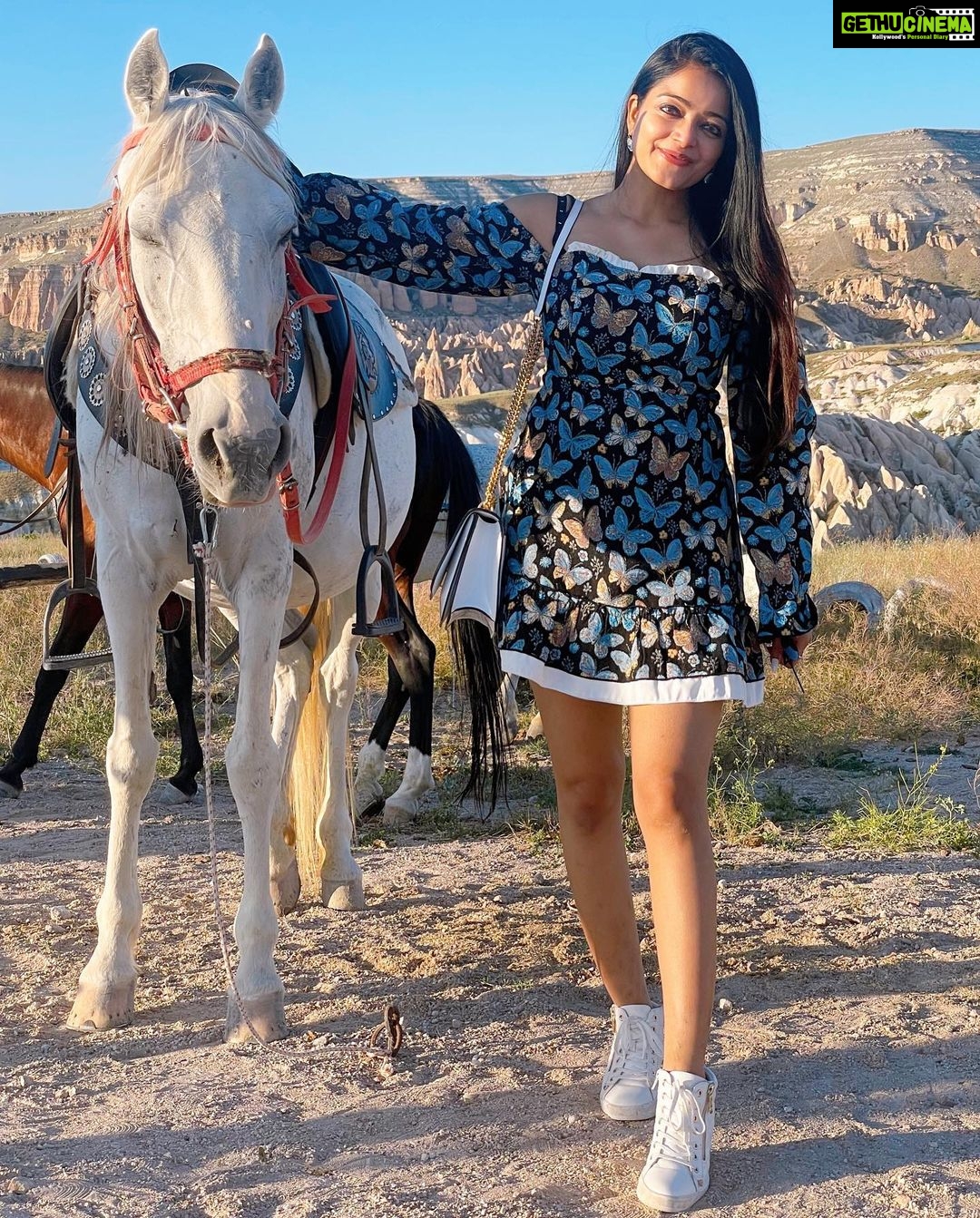 Janani Iyer Instagram - The fairy chimneys in Cappadocia are truly a-stone-ishing. Travel partner- @gtholidays.in Kapadokya/Goreme