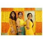 Janani Iyer Instagram - Enga Veetu Kalyanam! ❤️🎉 Photo spam begins Day-1 #Mehendi Function Weddings are incomplete without mehendi! Outfit- @varvidesigns Photographer- @say_eee_haa_photography Mehendi- @saras_bridal_artistry @snehas_muheni