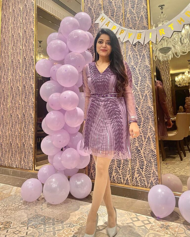 Janani Iyer Instagram - Thanks to everyone who posted “happy birthday” messages for me today! I read every one of them, and they totally made me smile. Not to mention my wonderful friends who made it extra special!💜💜💜 Outfit- @thehazelavenue Radisson Blu GRT Chennai