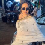 Kamya Punjabi Instagram – Aehhhh Didunnnnnnnnn ✨ in all new avatar #tonite 8:30pm #neerjaeknayipehchaan #colorstv #didun #kamyapunjabi