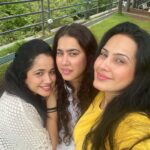 Kamya Punjabi Instagram – #monsoon ka #mazza with my girls @theforestclubresort 
@zuperhotels