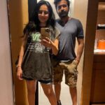 Kamya Punjabi Instagram – #mirrorselfies 🤩 
#kasha #kamyapunjabi #shalabhdang