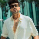 Karan Kundrra Instagram - dream big.. hustle hard.. shine bright.. Dubai, United Arab Emirates