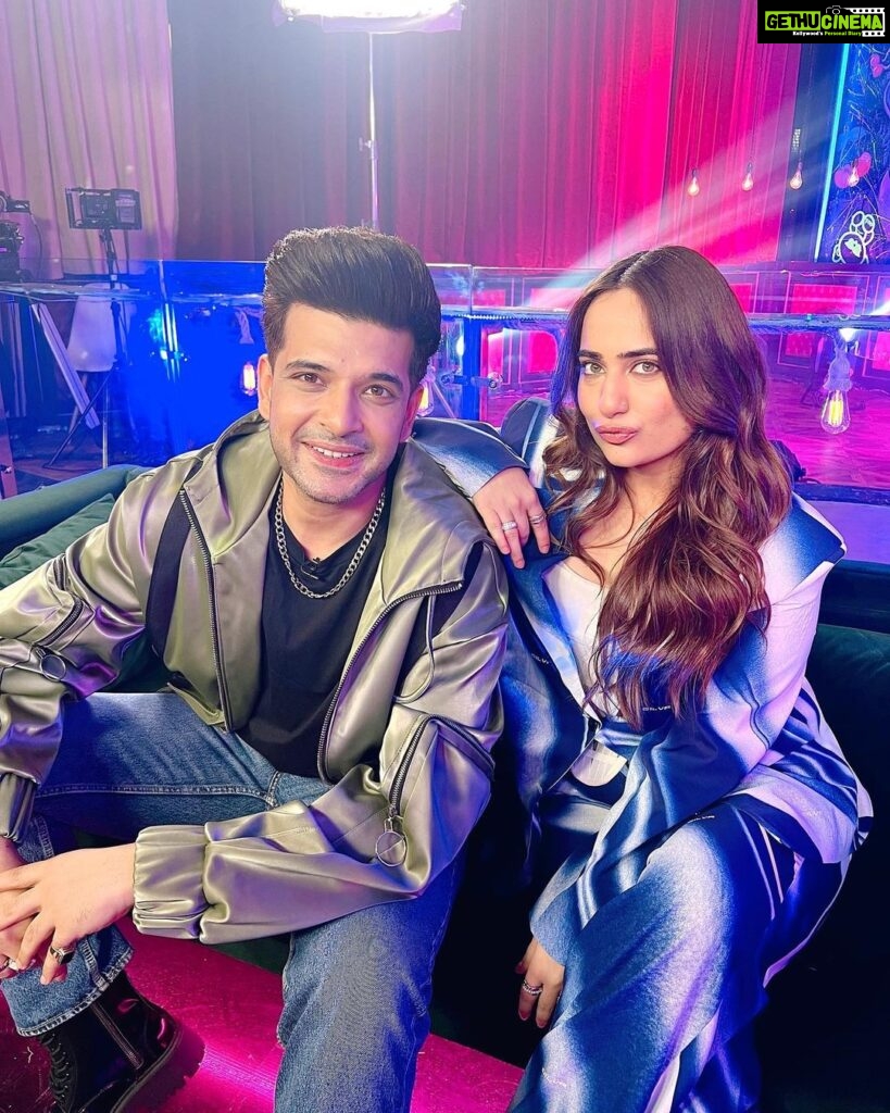 Karan Kundrra Instagram - KK X KK (we tried to give Vogue but we couldn’t stop laughing) catch our banter with @renil.abraham on Invite Only on @amazonminitv pata nahi kya hee bola hai but @kkundrra gave us a lot of life lessons so don’t miss that pls Karan is styled by @shreeum I am styled by @mohitrai with @tarangagarwalofficial Outfit : @cilvrstudio Accessories : @tuula.jewellery